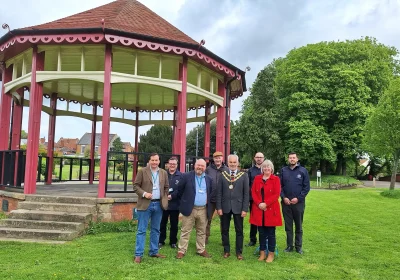 Somerset Council leader Bill Revans, Bridgwater mayor Mick Lerry and others mark the devolution deal. Picture: Somerset Council
