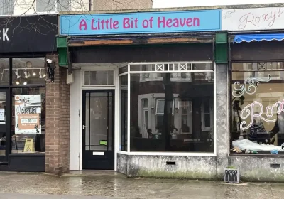The former A Little Bit of Heaven shop in Minehead is for rent. Pictures: Webbers/Zoopla