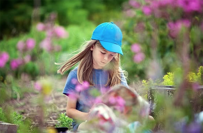 Wellington artist Kevin Kovacs is self-taught. Picture: Instagram/Natalia Kovacs