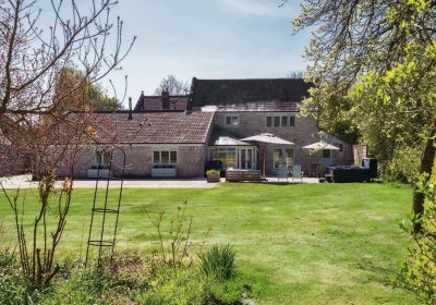 The house sits less than a mile from the Glastonbury Festival site