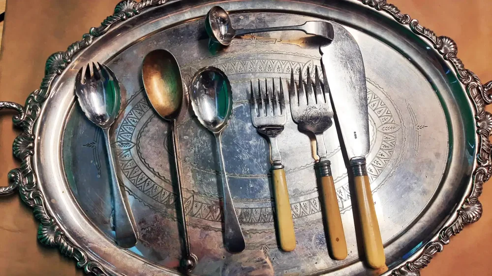 Police are trying to reunite these items found in Yeovil with their rightful owner. Picture: Avon & Somerset Police