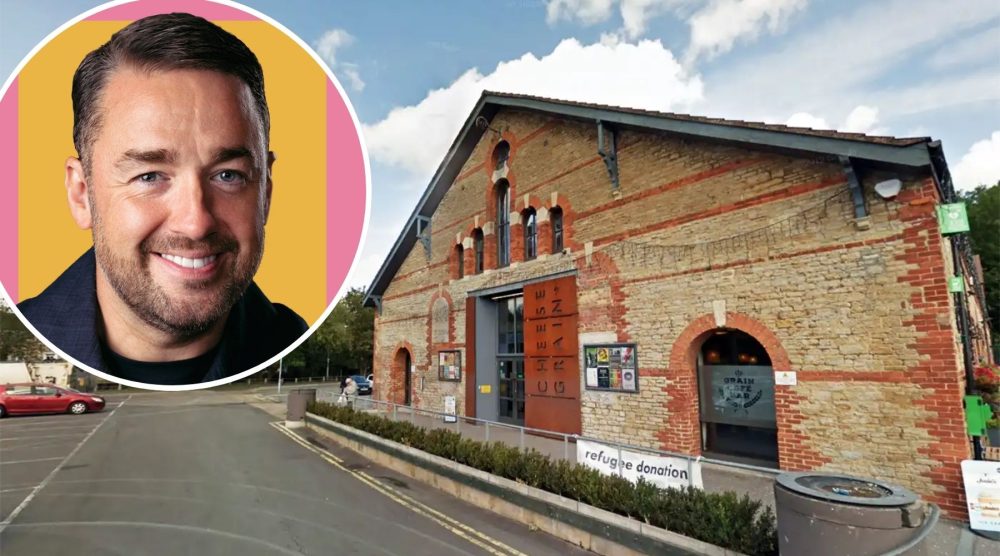 Jason Manford is heading to Frome in February