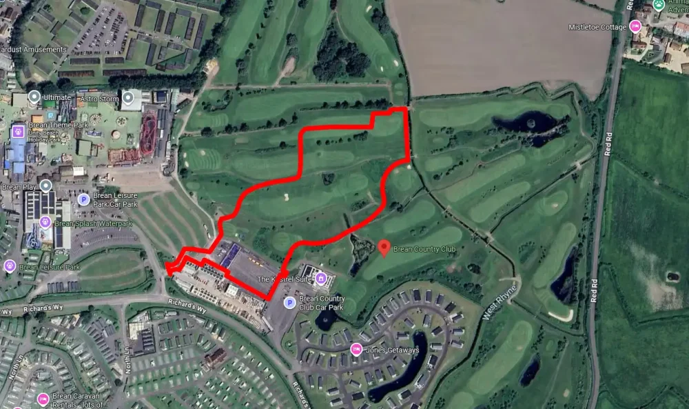 The plan area for up to 85 new static caravans - outlined in red - includes part of the golf course. Picture: Google