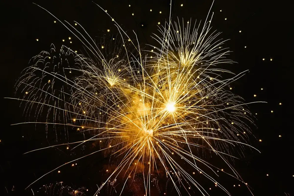 Fireworks will light up Ilminster skies this weekened. Picture: Gerd Altmann/Pixabay