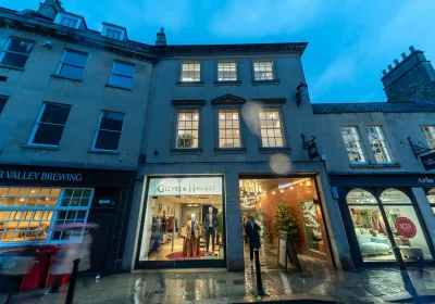 Gieves & Hawkes has opened a new store at Shire’s Yard, in Broad Street, Bath