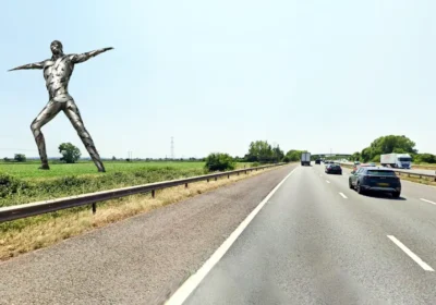 How a revamped, metal Willow Man might have looked from the M5 through Somerset. Picture: Somerset Leveller