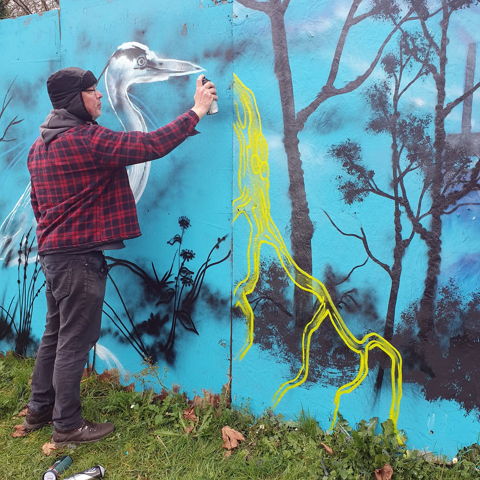 Frome Town Council (FTC) commissioned artist Paul Mutartis Boswell to create a mural for boards in Vallis Road